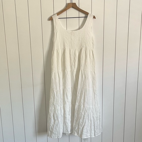 Billy J Liza Midi Dress White - Picture 11 of 11